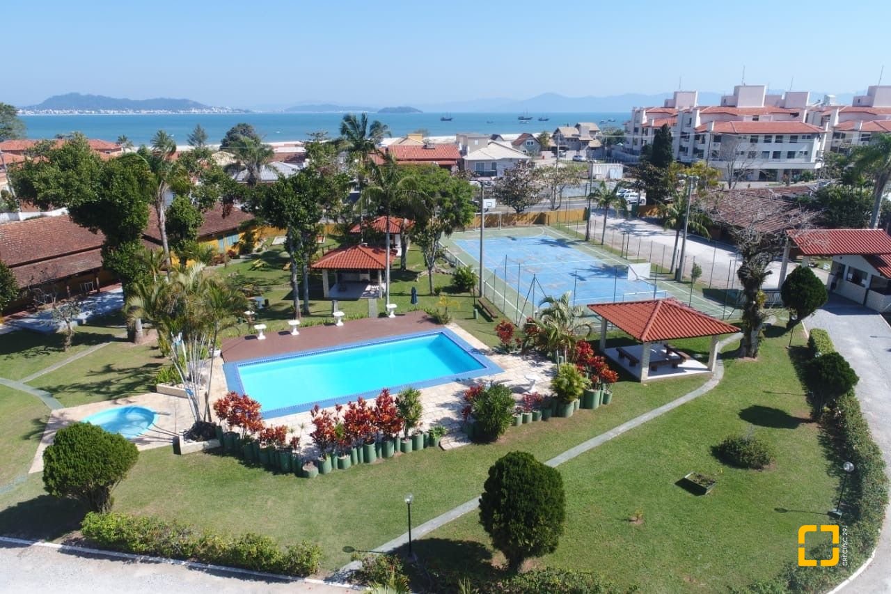 Casa com 54m², 1 quarto, 1 garagem, no bairro Cachoeira do Bom Jesus em Florianópolis