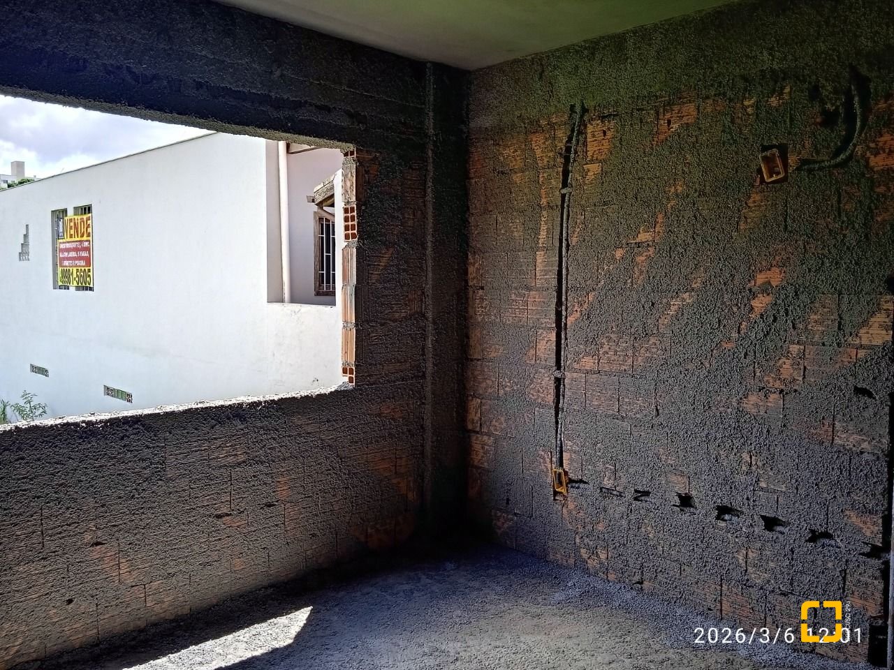 Apartamento com 71m², 2 quartos (sendo 1 suíte), 1 garagem, no bairro Serraria em São José