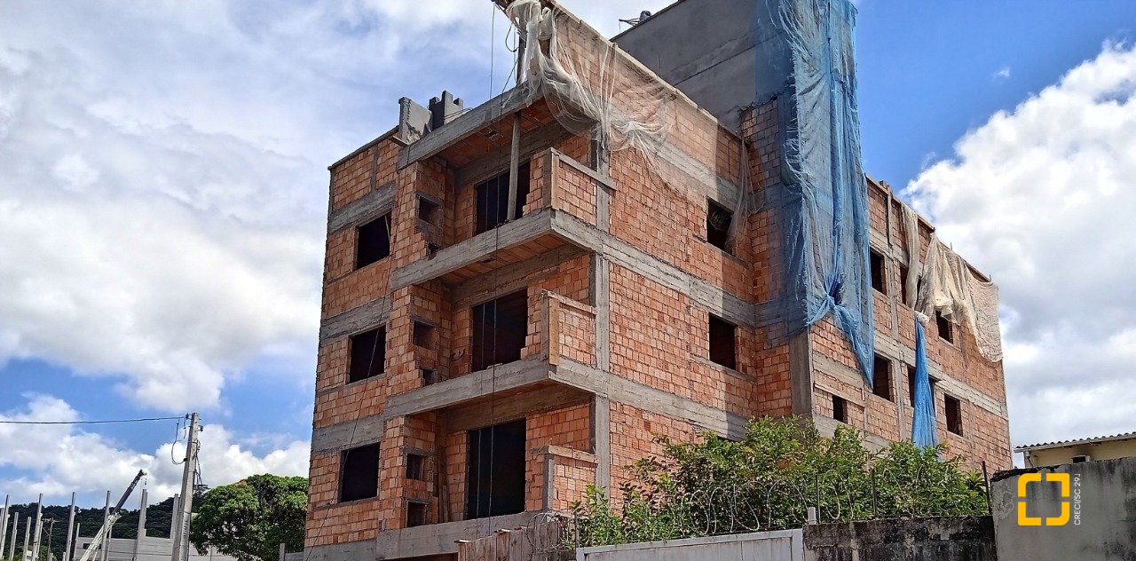 Apartamento com 57m², 2 quartos, 1 garagem, no bairro Serraria em São José