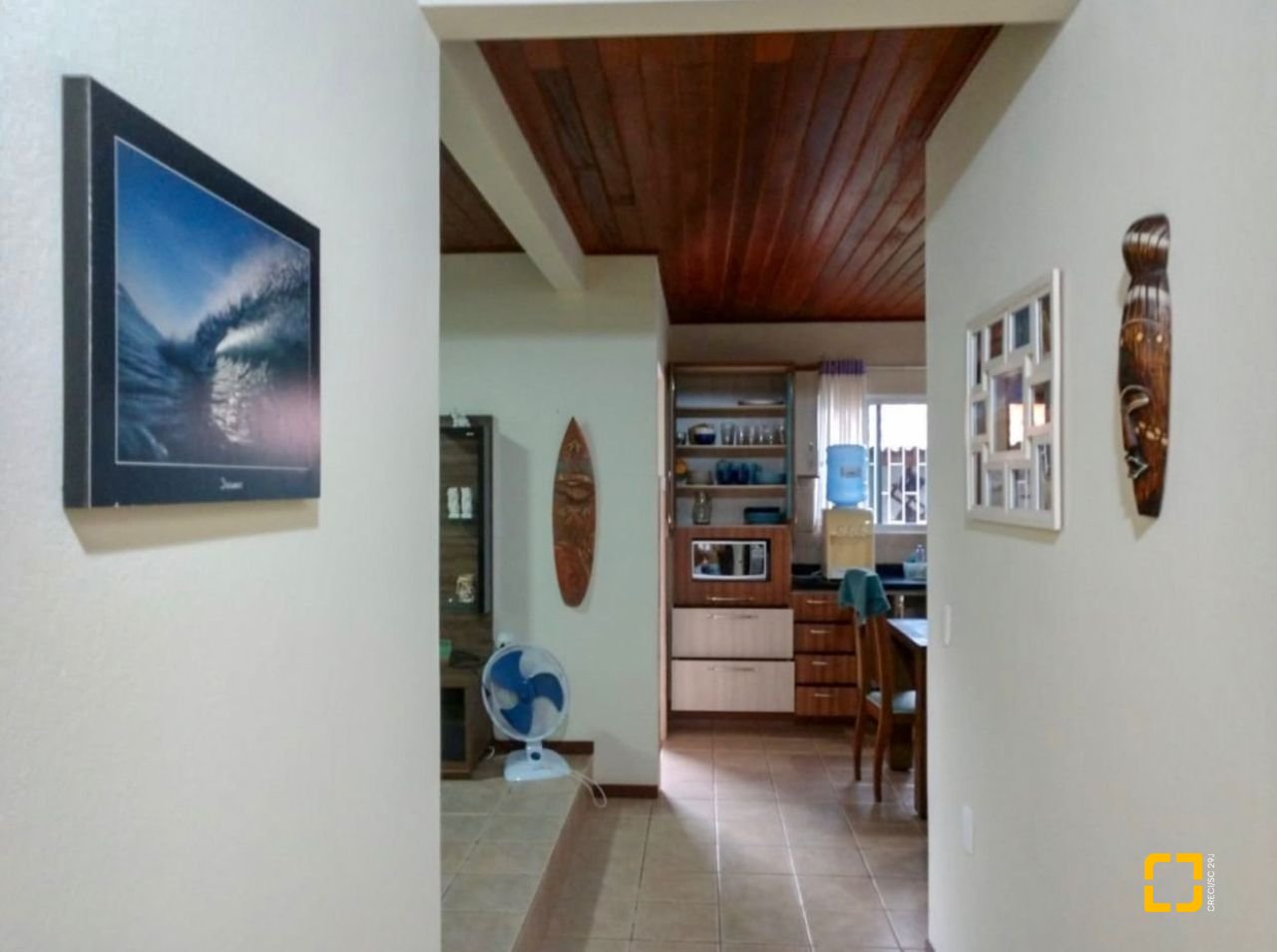 Casa com 180m², 5 quartos (sendo 1 suíte), 4 garagens, no bairro Campeche em Florianópolis