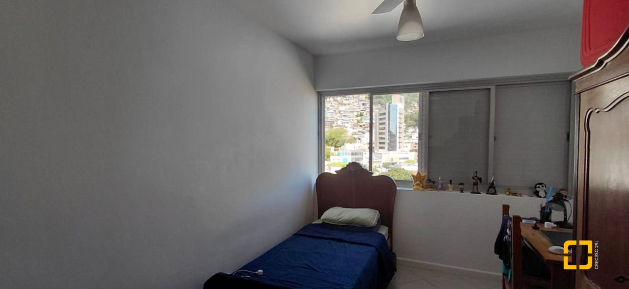 Apartamento com 91m², 2 quartos, no bairro Centro em Florianópolis
