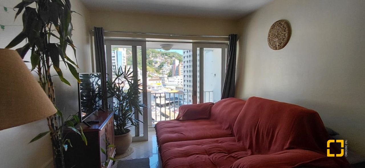 Apartamento com 91m², 2 quartos, no bairro Centro em Florianópolis
