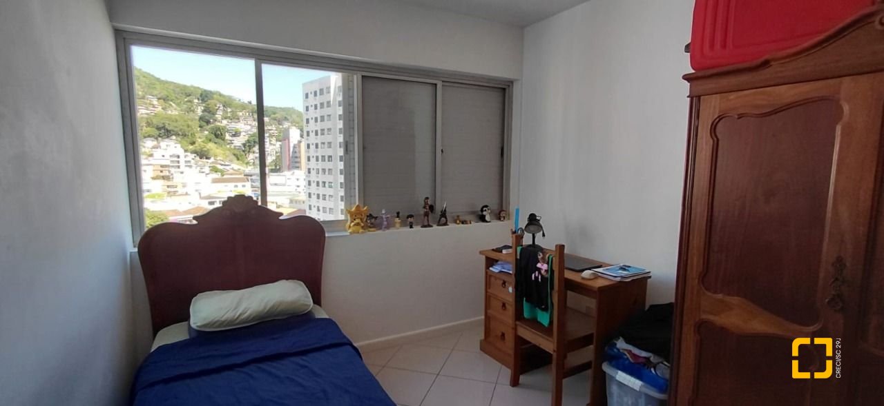 Apartamento com 91m², 2 quartos, no bairro Centro em Florianópolis