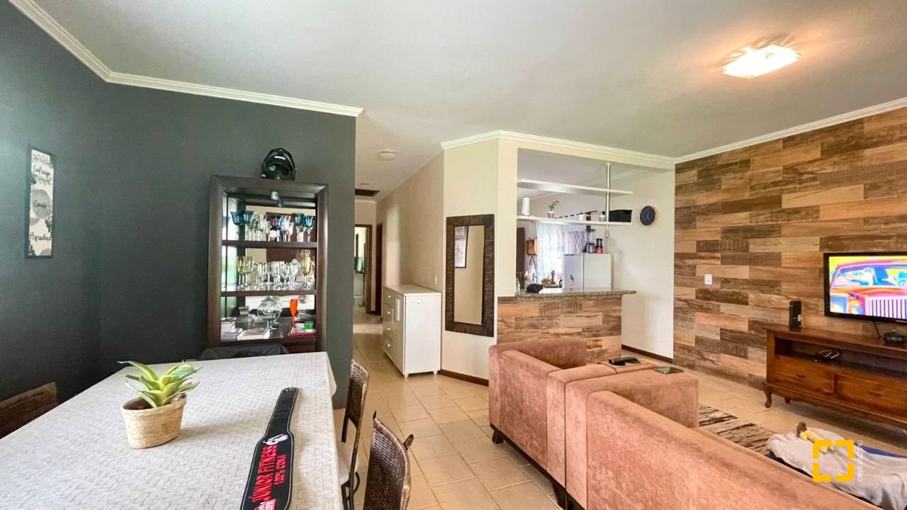 Casa com 340m², 4 quartos (sendo 1 suíte), 3 garagens, no bairro Ingleses em Florianópolis