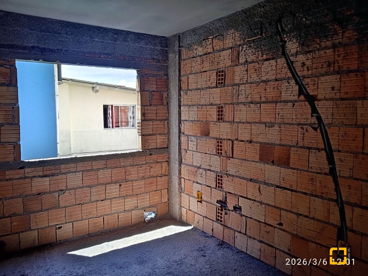 Apartamento com 57m², 2 quartos, 1 garagem, no bairro Serraria em São José