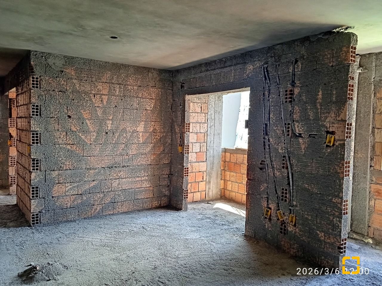 Apartamento com 57m², 2 quartos, 1 garagem, no bairro Serraria em São José