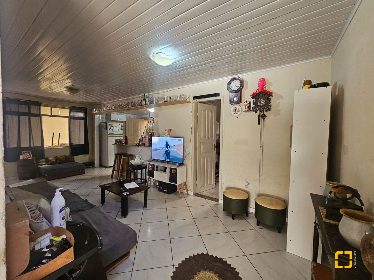 Casa com 238m², no bairro Kobrasol em São José