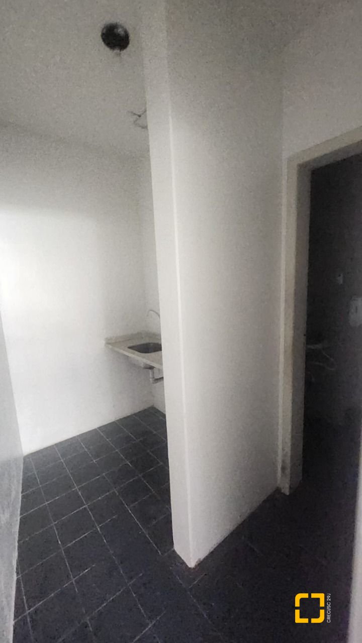 Loja com 90m², no bairro Trindade em Florianópolis