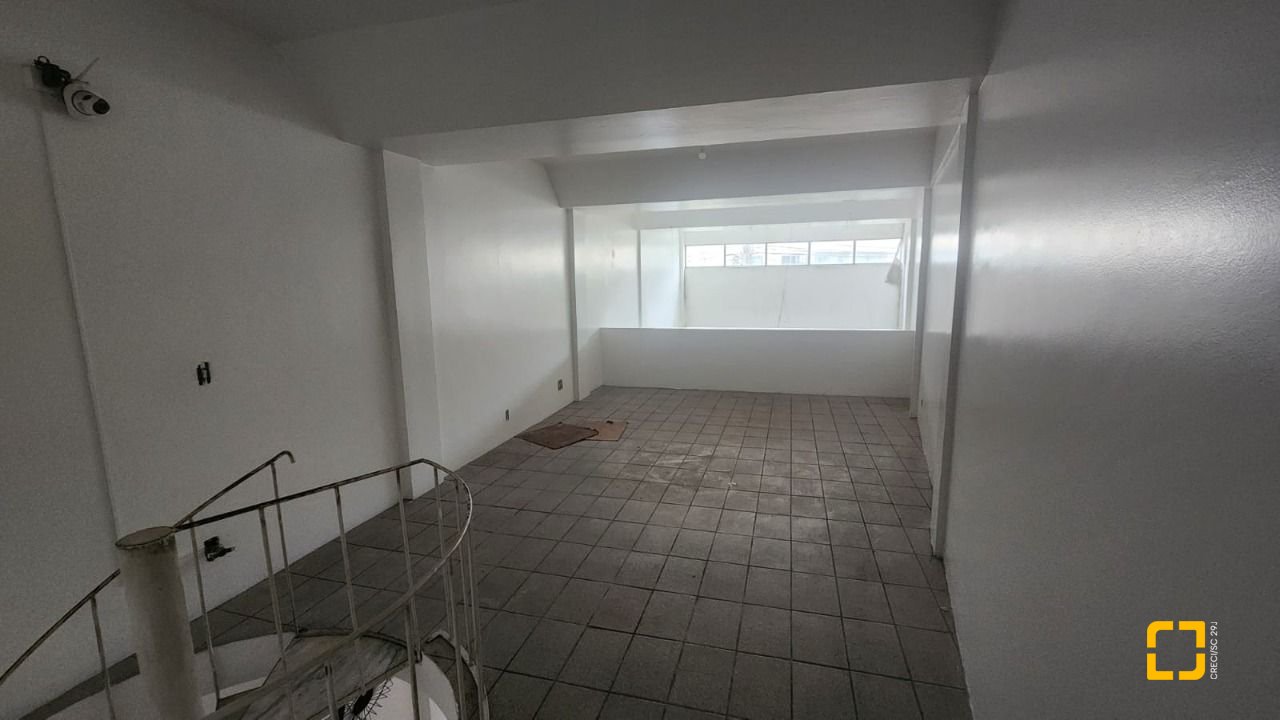 Loja com 90m², no bairro Trindade em Florianópolis