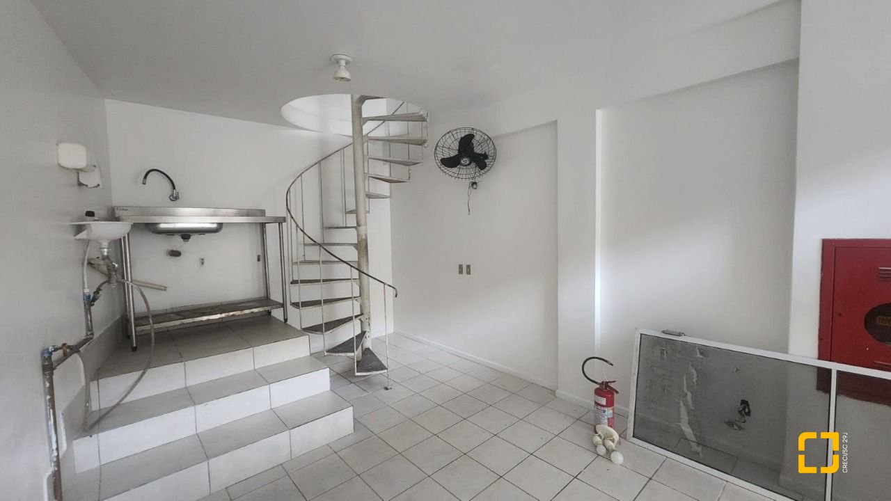 Loja com 90m², no bairro Trindade em Florianópolis