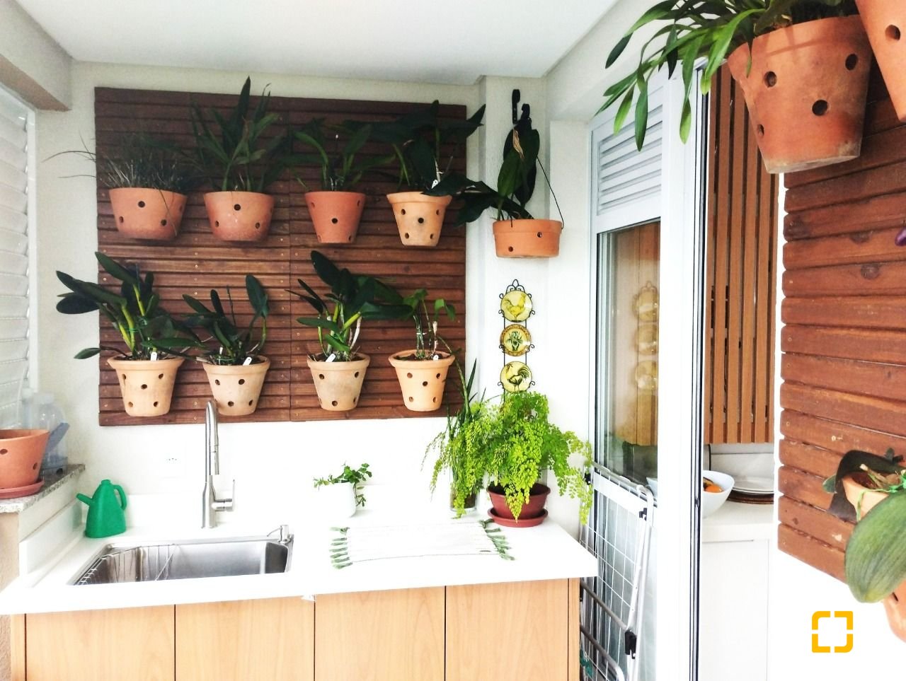 Apartamento com 72m², 3 quartos (sendo 1 suíte), 1 garagem, no bairro Pedra Branca em Palhoça