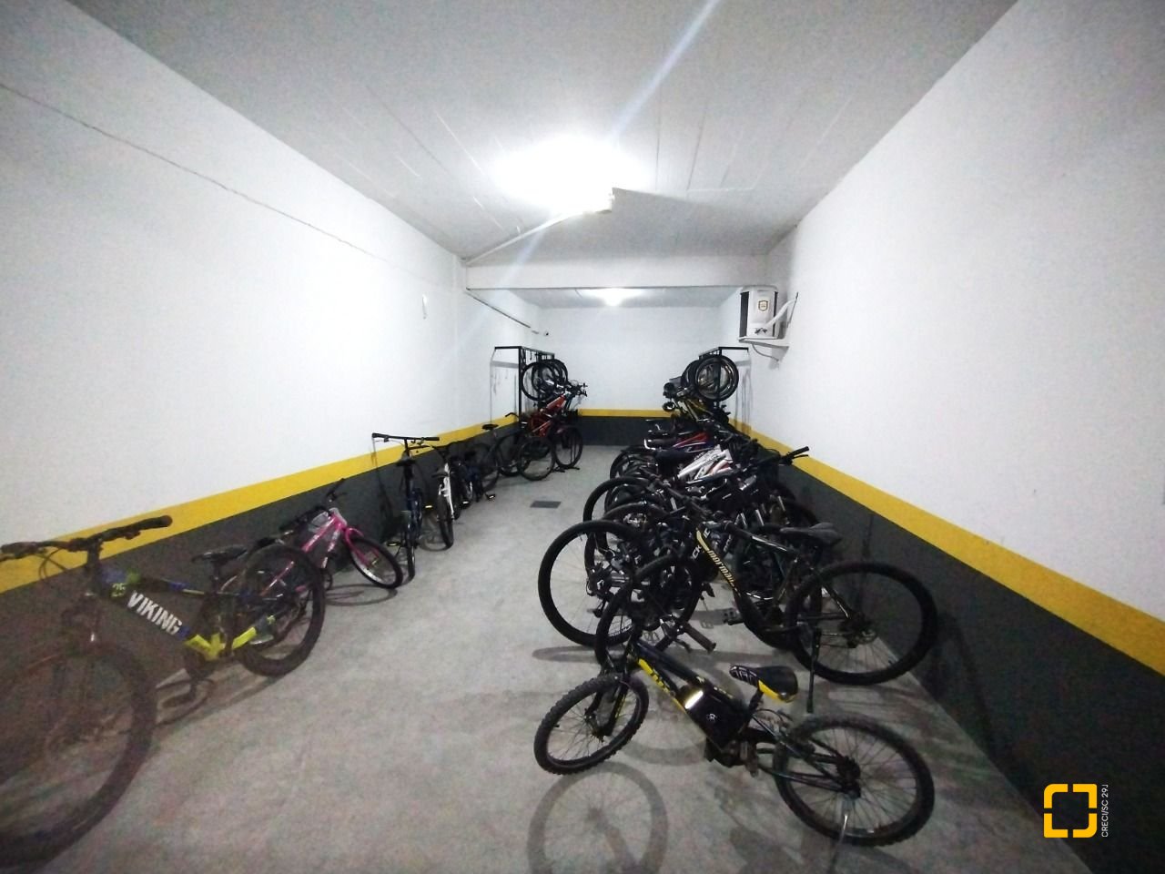 Apartamento com 72m², 3 quartos (sendo 1 suíte), 1 garagem, no bairro Pedra Branca em Palhoça
