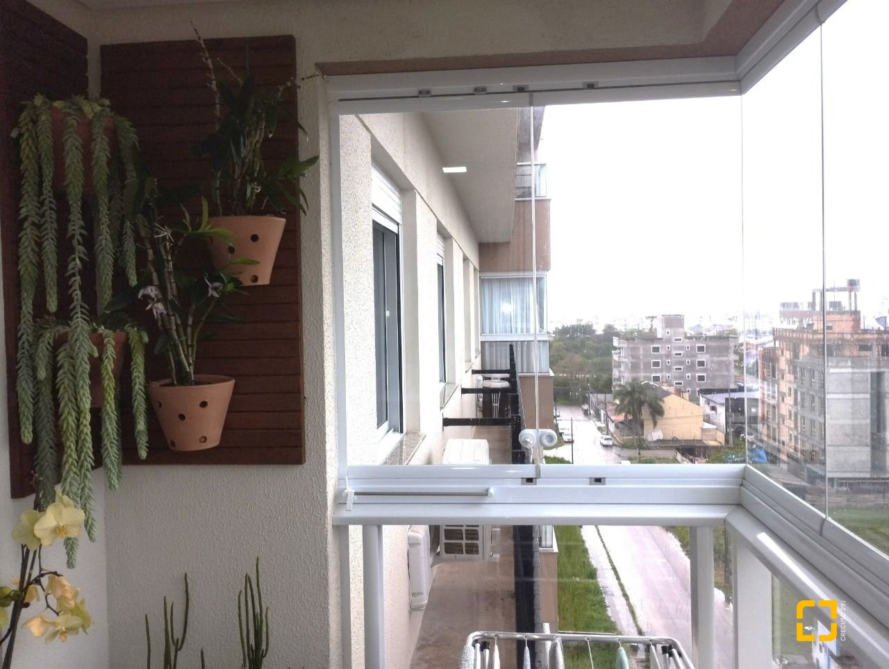 Apartamento com 72m², 3 quartos (sendo 1 suíte), 1 garagem, no bairro Pedra Branca em Palhoça