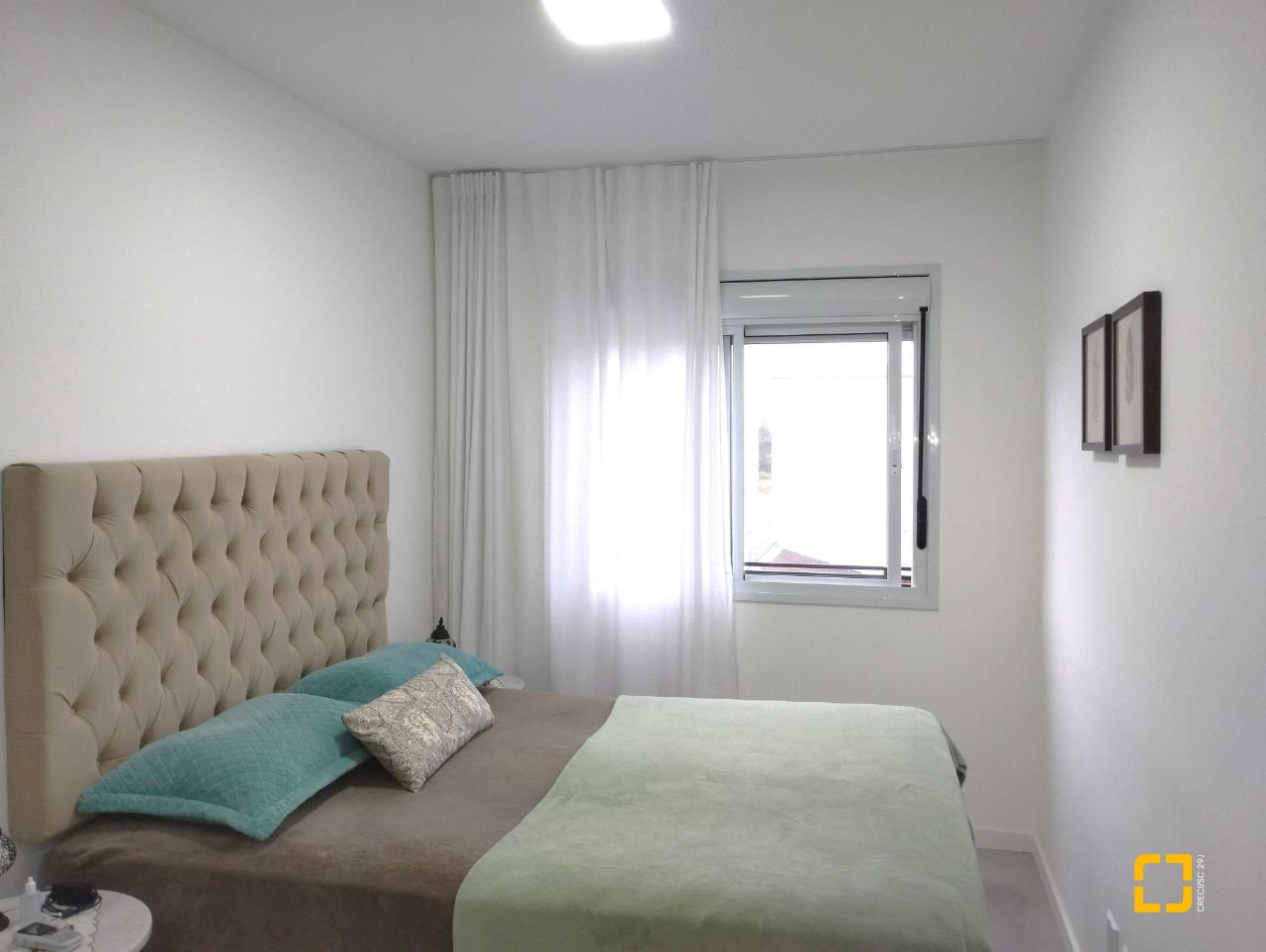 Apartamento com 72m², 2 quartos (sendo 1 suíte), 1 garagem, no bairro Pedra Branca em Palhoça