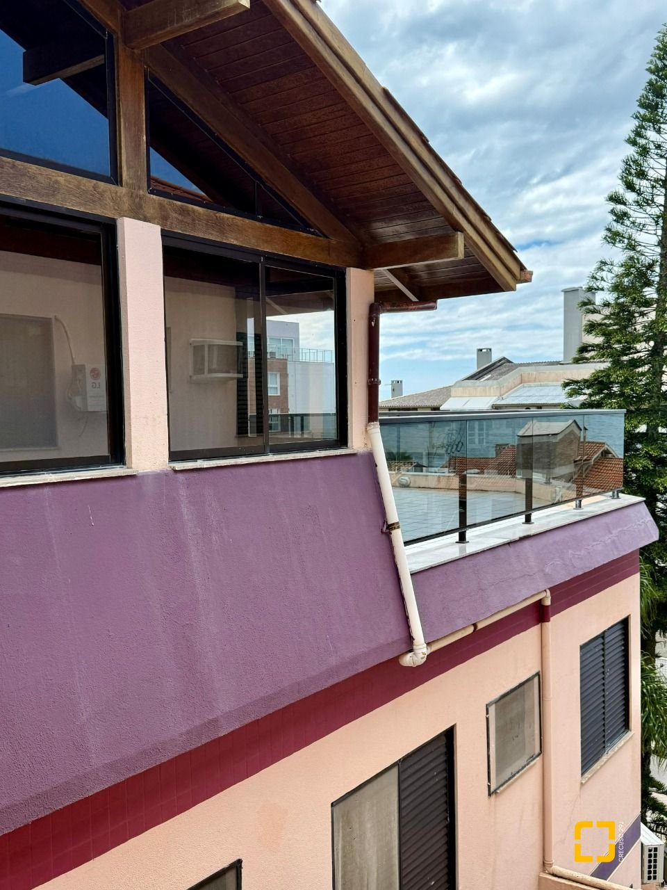 Apartamento com 125m², 4 quartos (sendo 1 suíte), 1 garagem, no bairro Ingleses em Florianópolis