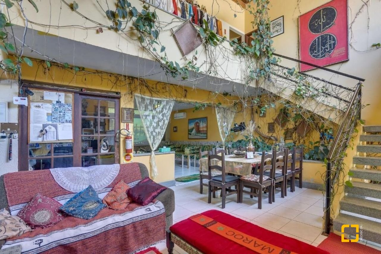 Casa com 1000m², 4 quartos (sendo 4 suítes), 4 garagens, no bairro São Miguel (Guaporanga) em Biguaçu