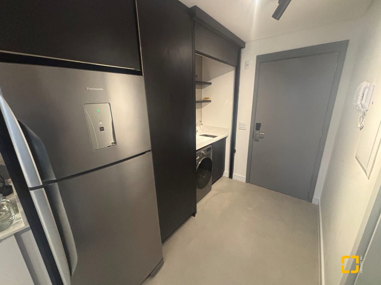 Studio com 32m², 1 quarto, 1 garagem, no bairro Trindade em Florianópolis
