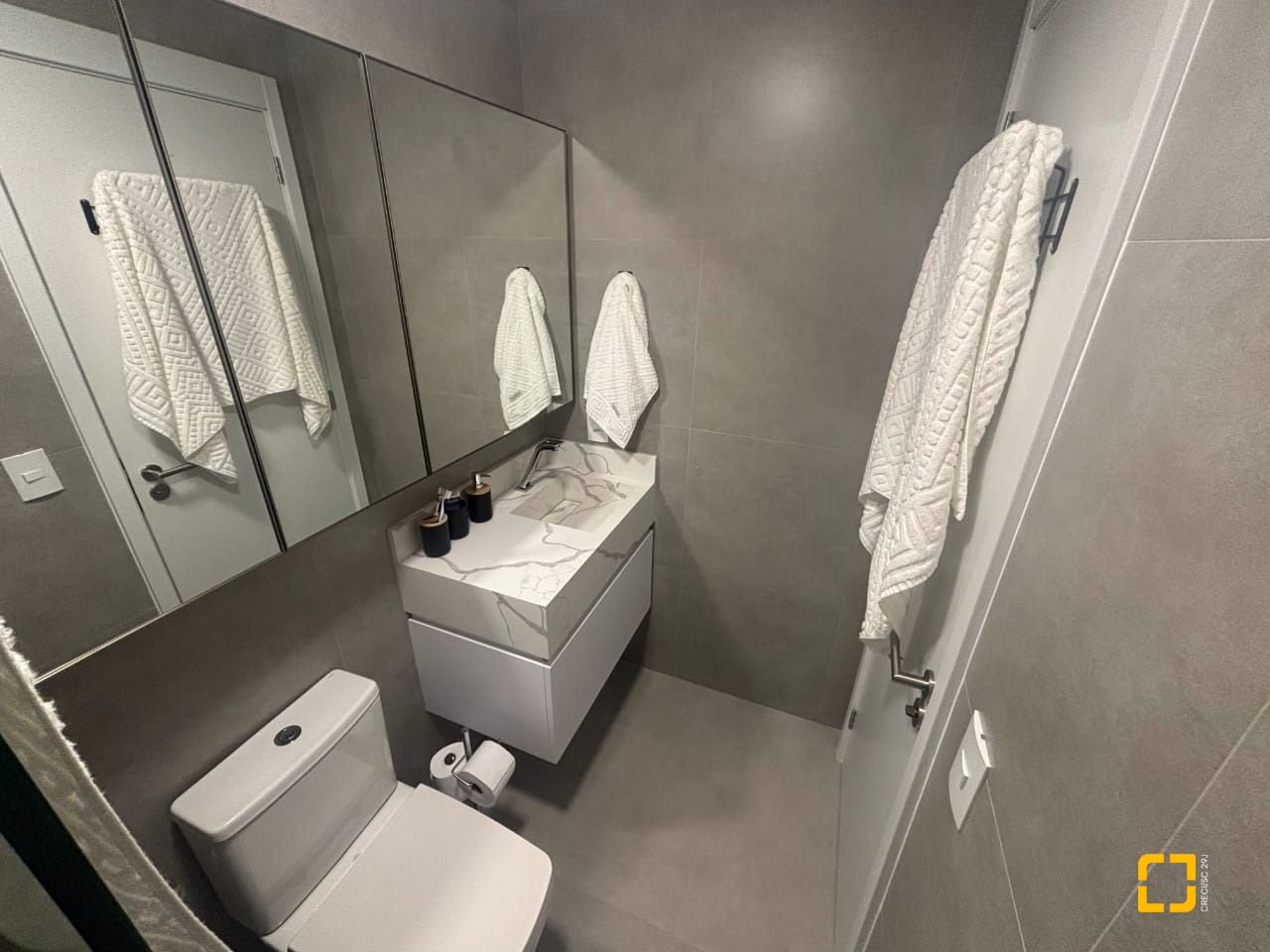 Studio com 32m², 1 quarto, 1 garagem, no bairro Trindade em Florianópolis