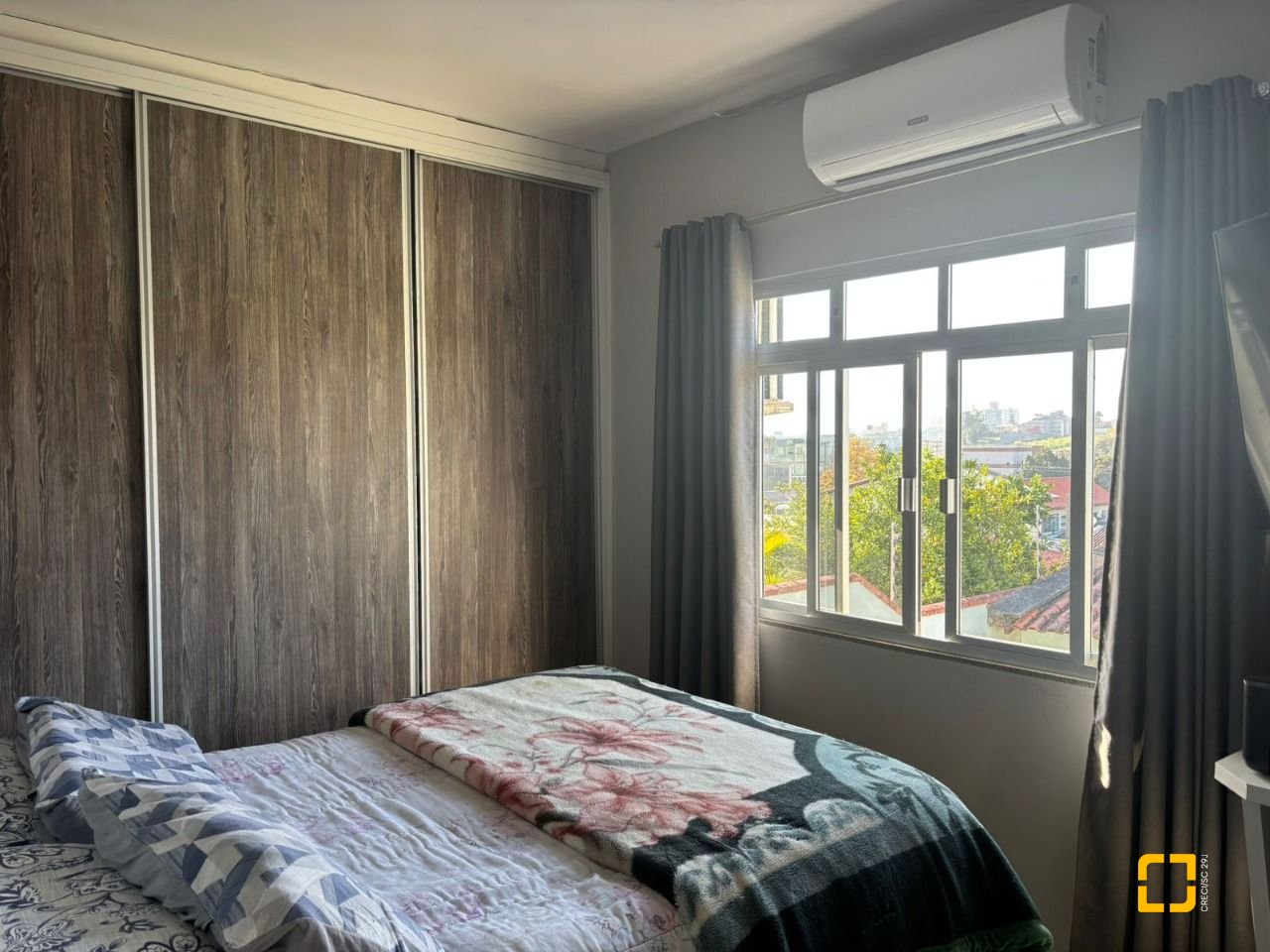 Casa com 177m², 4 quartos, 4 garagens, no bairro Jardim Atlântico em Florianópolis