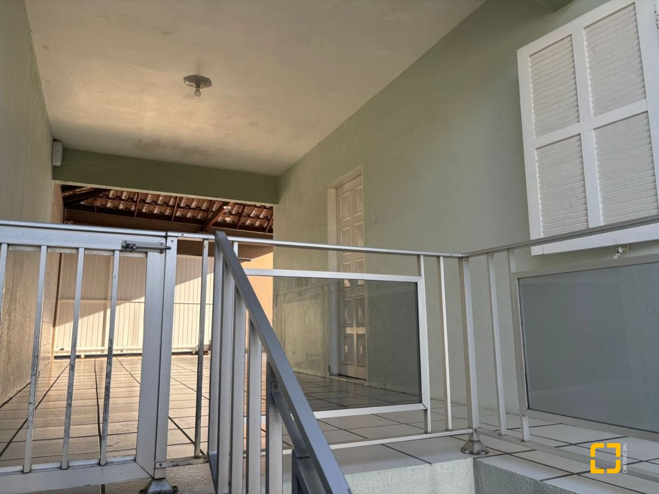 Casa com 177m², 4 quartos, 4 garagens, no bairro Jardim Atlântico em Florianópolis