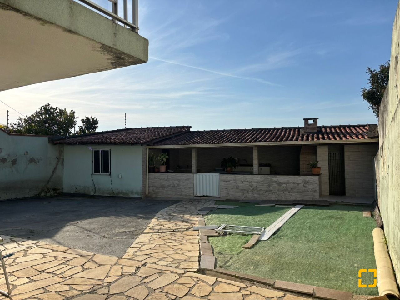 Casa com 177m², 4 quartos, 4 garagens, no bairro Jardim Atlântico em Florianópolis