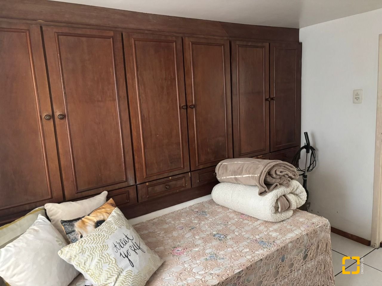 Casa com 177m², 4 quartos, 4 garagens, no bairro Jardim Atlântico em Florianópolis