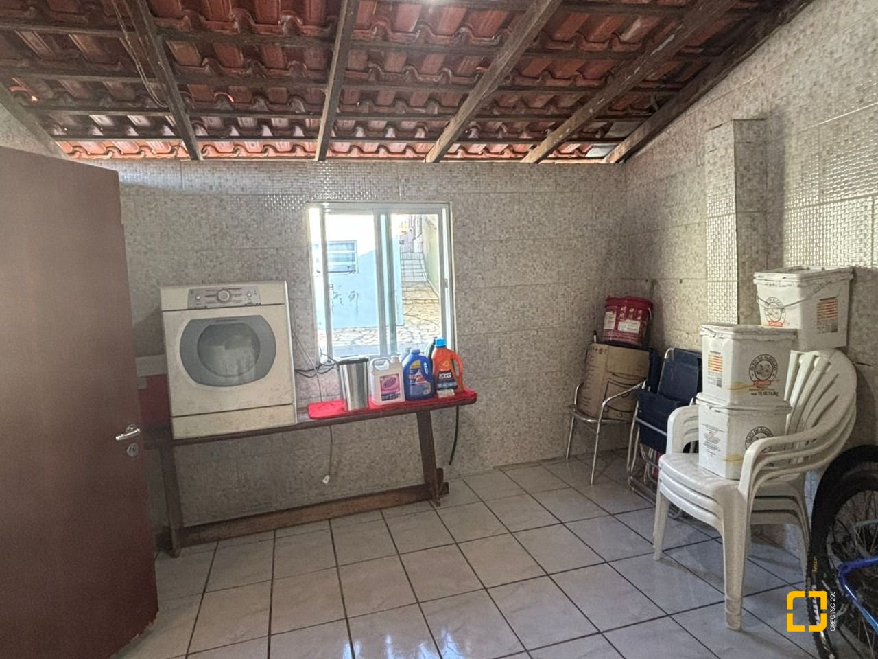 Casa com 177m², 4 quartos, 4 garagens, no bairro Jardim Atlântico em Florianópolis