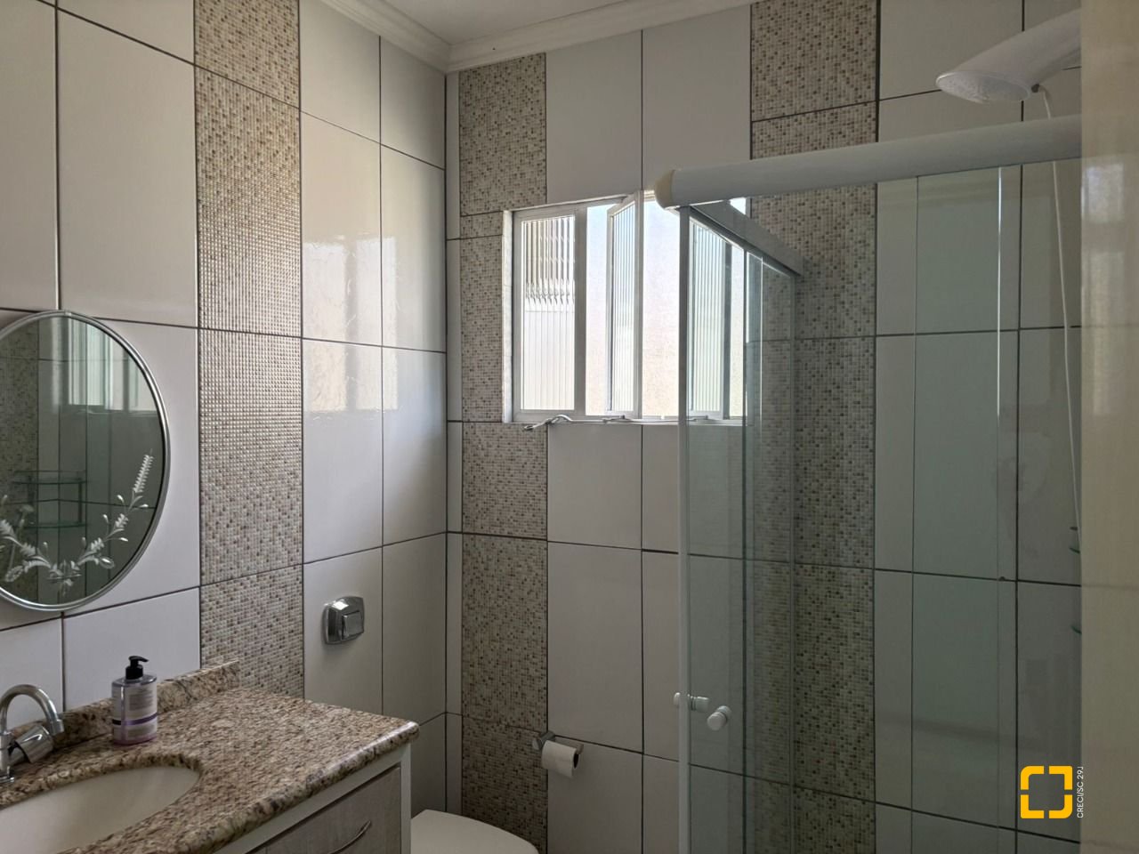Casa com 177m², 4 quartos, 4 garagens, no bairro Jardim Atlântico em Florianópolis