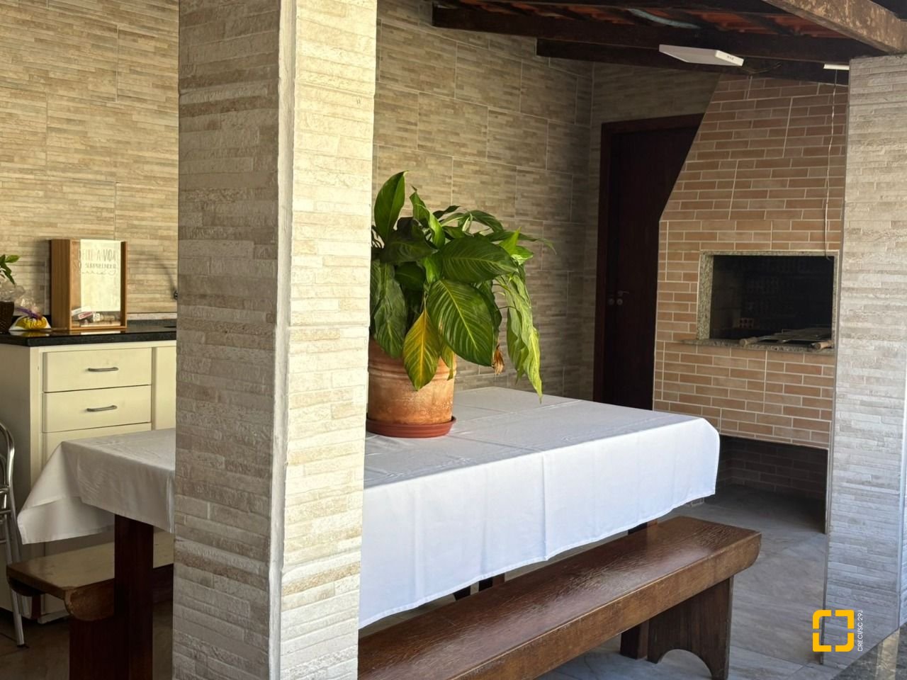 Casa com 177m², 4 quartos, 4 garagens, no bairro Jardim Atlântico em Florianópolis