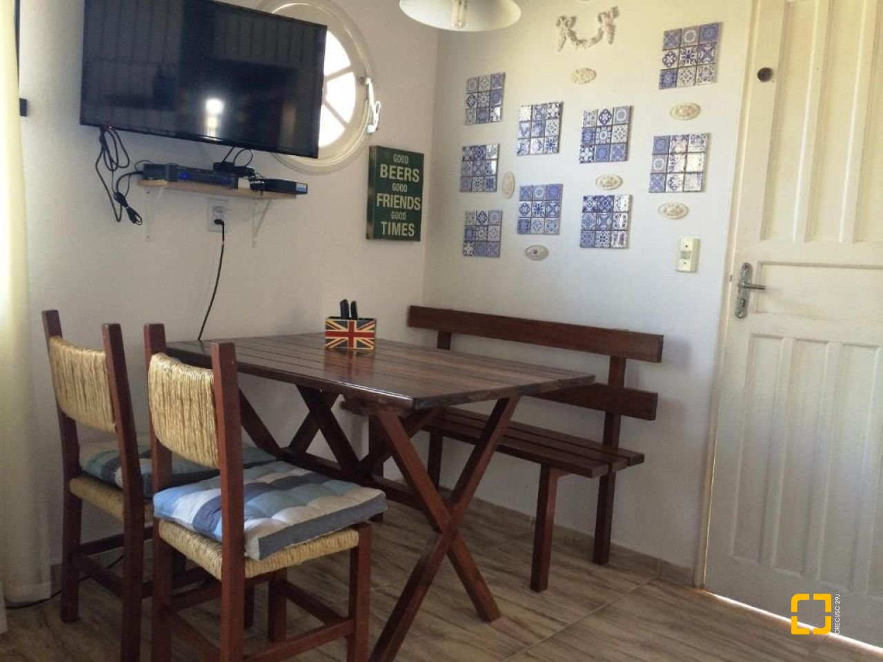 Casa com 54m², 1 quarto, 1 garagem, no bairro Cachoeira do Bom Jesus em Florianópolis