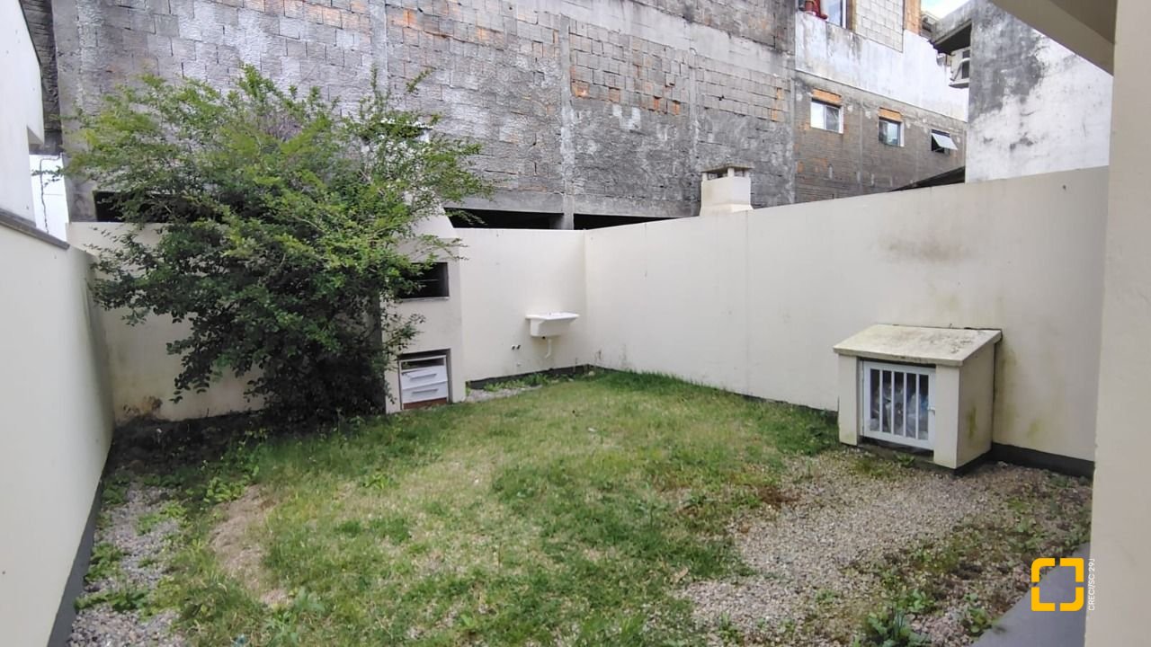 Casa com 81m², 2 quartos, 2 garagens, no bairro Bela Vista em Palhoça