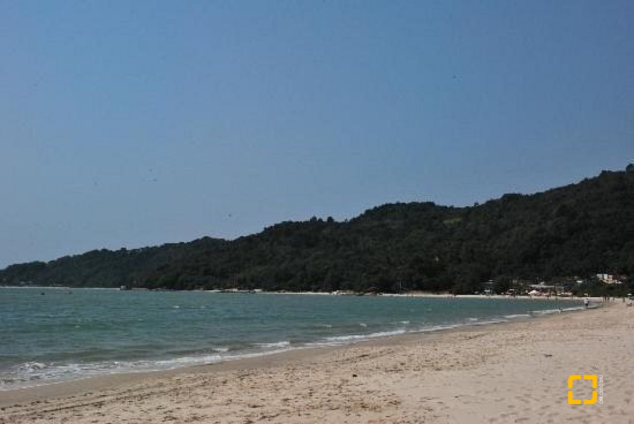 Terreno com 720m², no bairro Daniela em Florianópolis