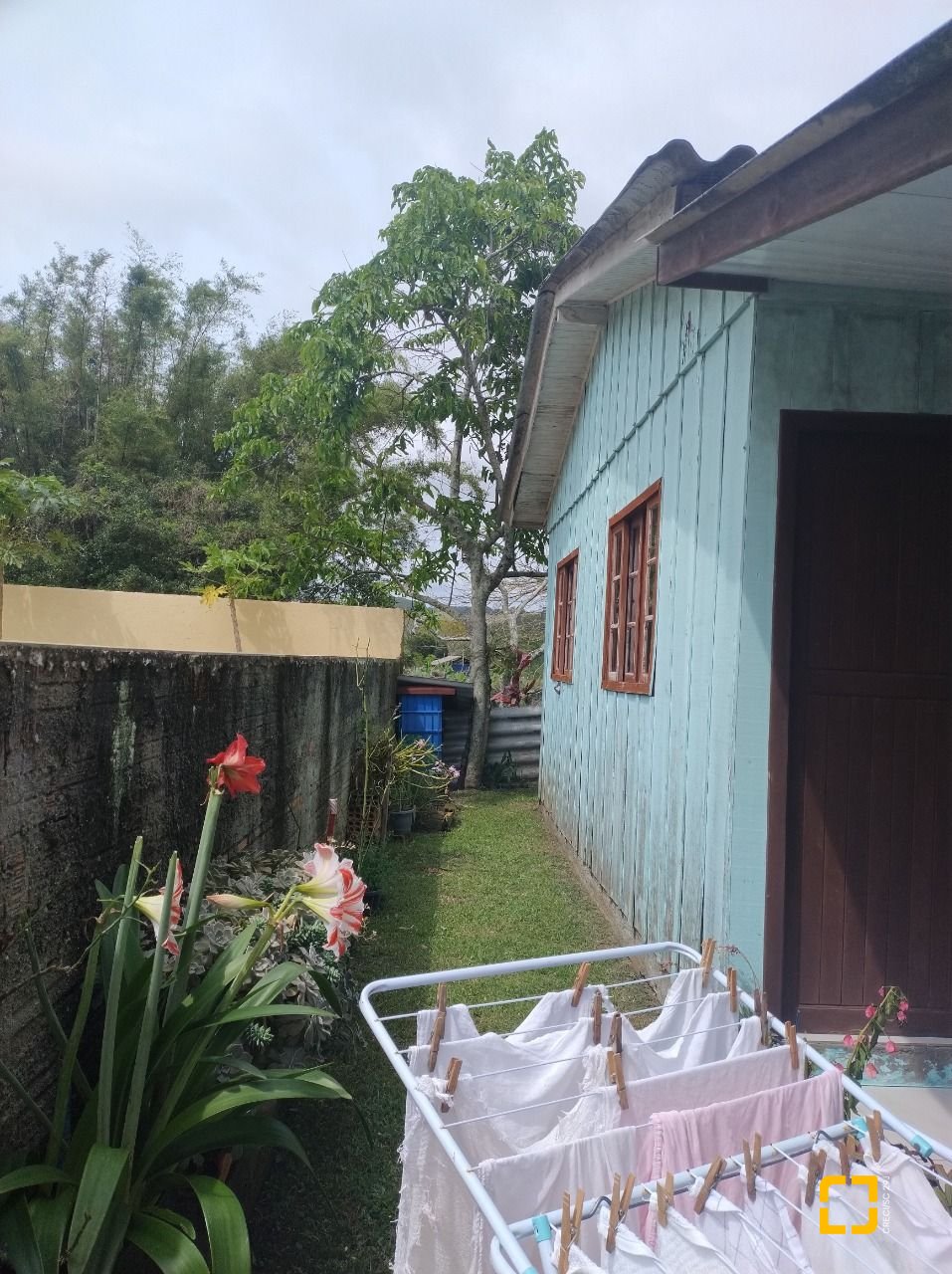 Casa com 212m², 5 quartos (sendo 1 suíte), 2 garagens, no bairro Vargem Grande em Florianópolis