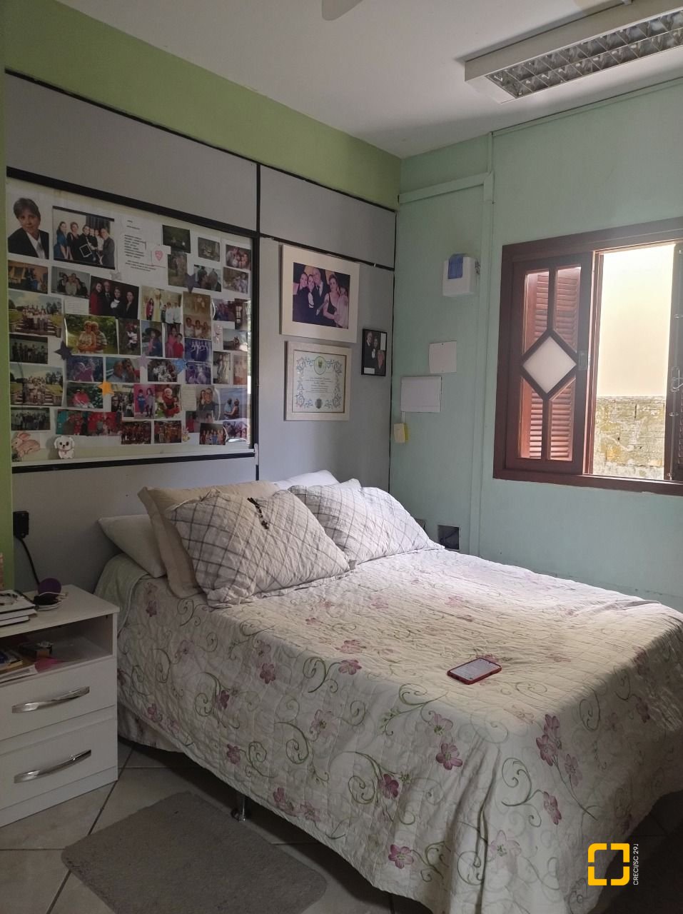 Casa com 212m², 5 quartos (sendo 1 suíte), 2 garagens, no bairro Vargem Grande em Florianópolis
