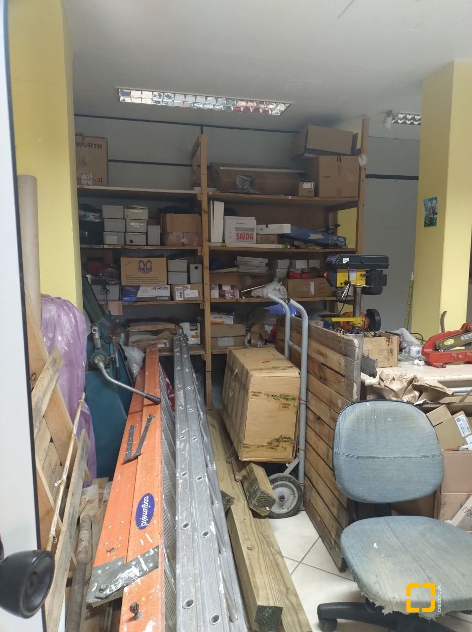Casa com 212m², 5 quartos (sendo 1 suíte), 2 garagens, no bairro Vargem Grande em Florianópolis
