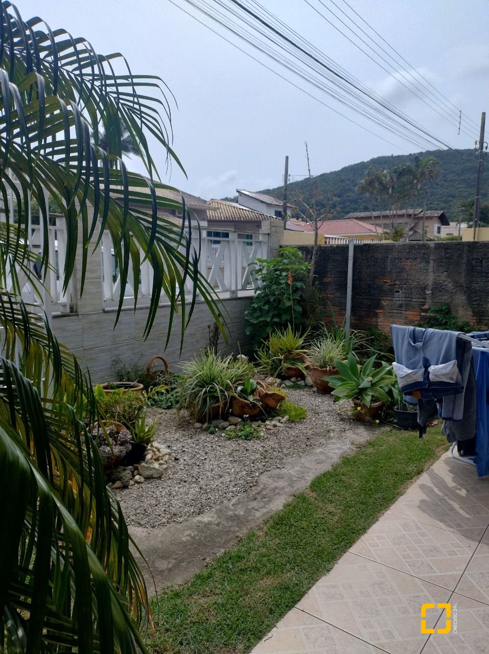 Casa com 212m², 5 quartos (sendo 1 suíte), 2 garagens, no bairro Vargem Grande em Florianópolis