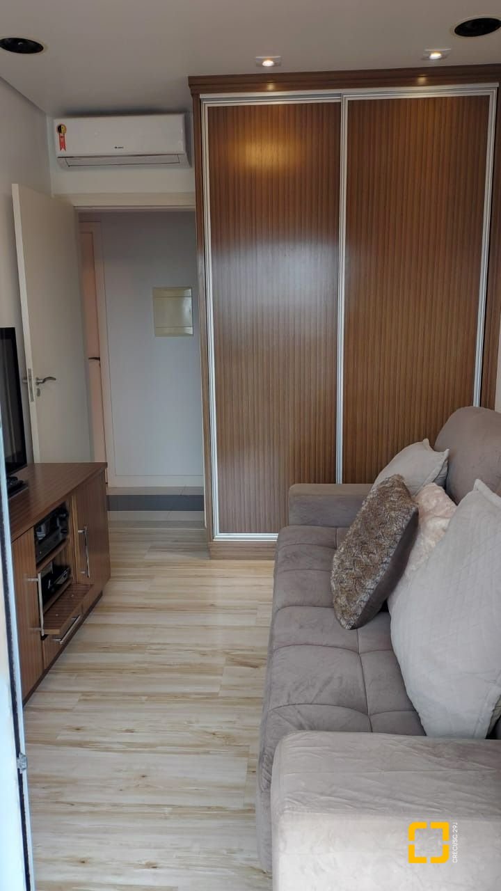 Apartamento com 99m², 4 quartos (sendo 1 suíte), 1 garagem, no bairro Coqueiros em Florianópolis