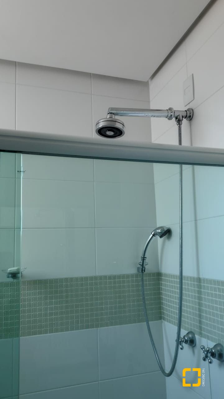 Apartamento com 99m², 4 quartos (sendo 1 suíte), 1 garagem, no bairro Coqueiros em Florianópolis