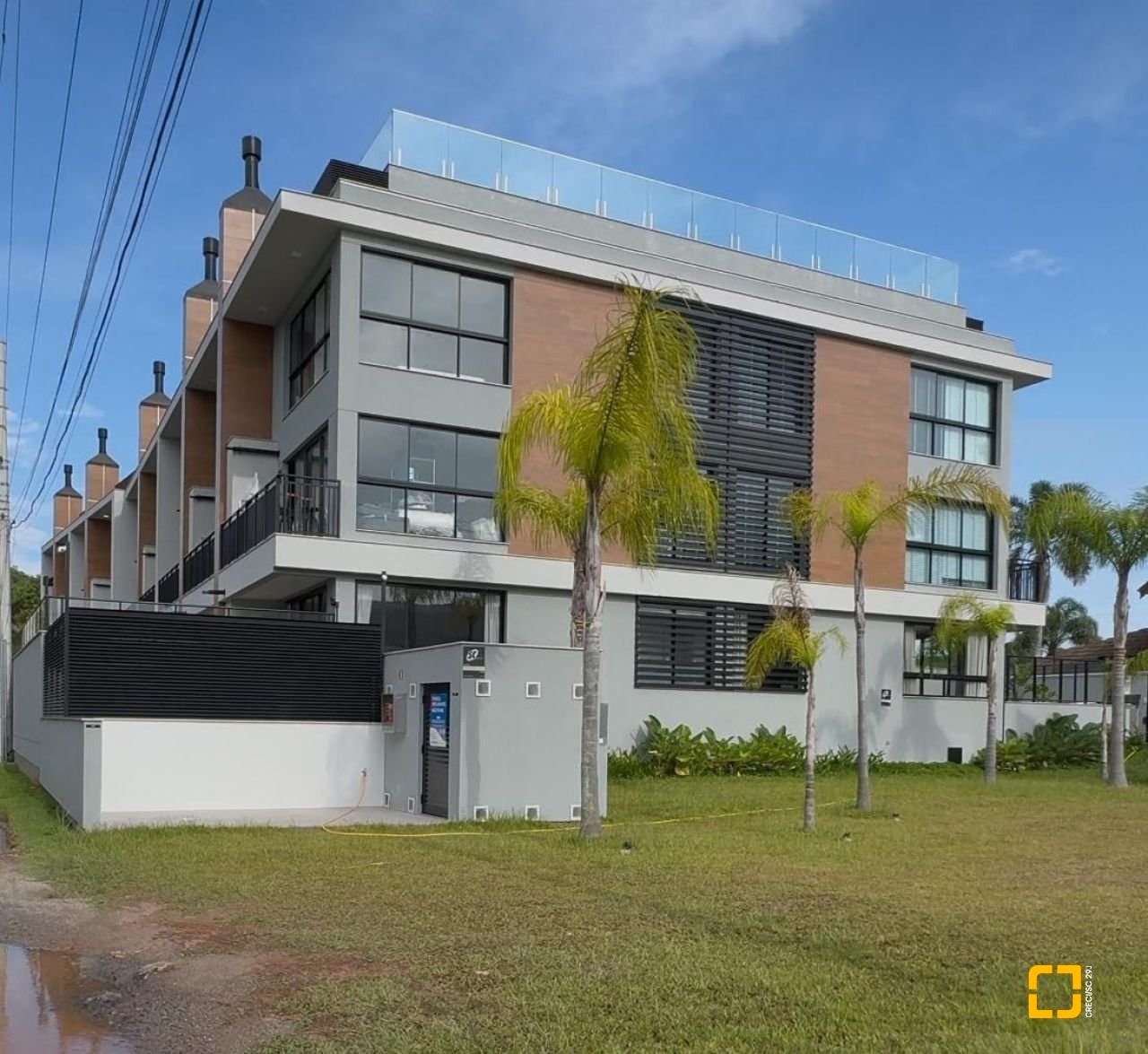 Loft com 53m², 1 quarto (sendo 1 suíte), 1 garagem, no bairro Lagoa da Conceição em Florianópolis
