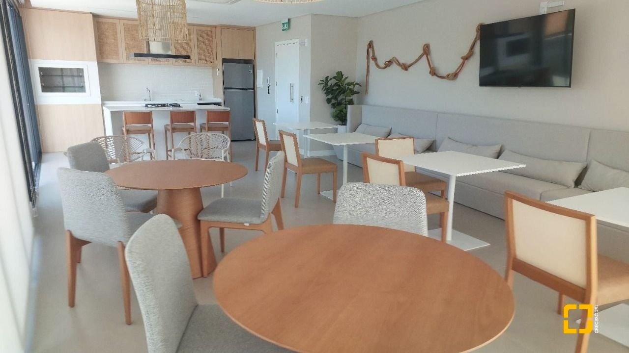 Loft com 53m², 1 quarto (sendo 1 suíte), 1 garagem, no bairro Lagoa da Conceição em Florianópolis