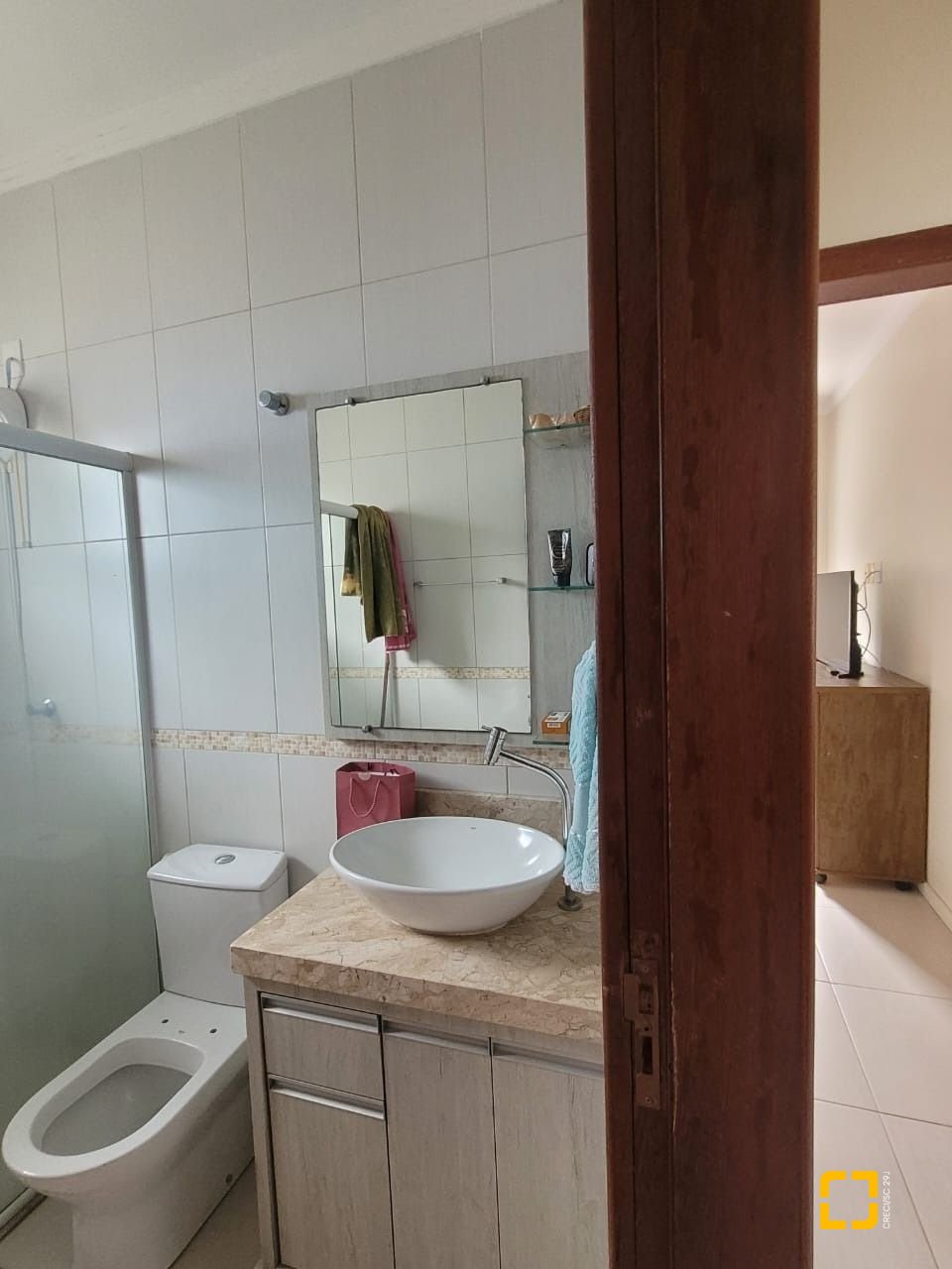 Casa com 136m², 2 quartos, 1 garagem, no bairro Rio Tavares em Florianópolis