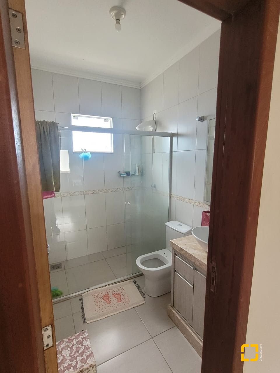 Casa com 136m², 2 quartos, 1 garagem, no bairro Rio Tavares em Florianópolis