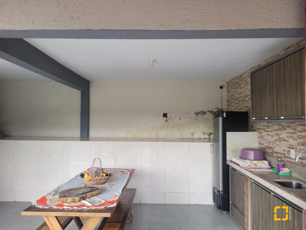 Casa com 136m², 2 quartos, 1 garagem, no bairro Rio Tavares em Florianópolis