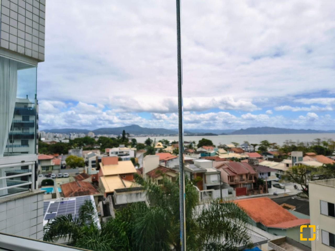Apartamento com 120m², 5 quartos (sendo 1 suíte), 3 garagens, no bairro Balneário em Florianópolis