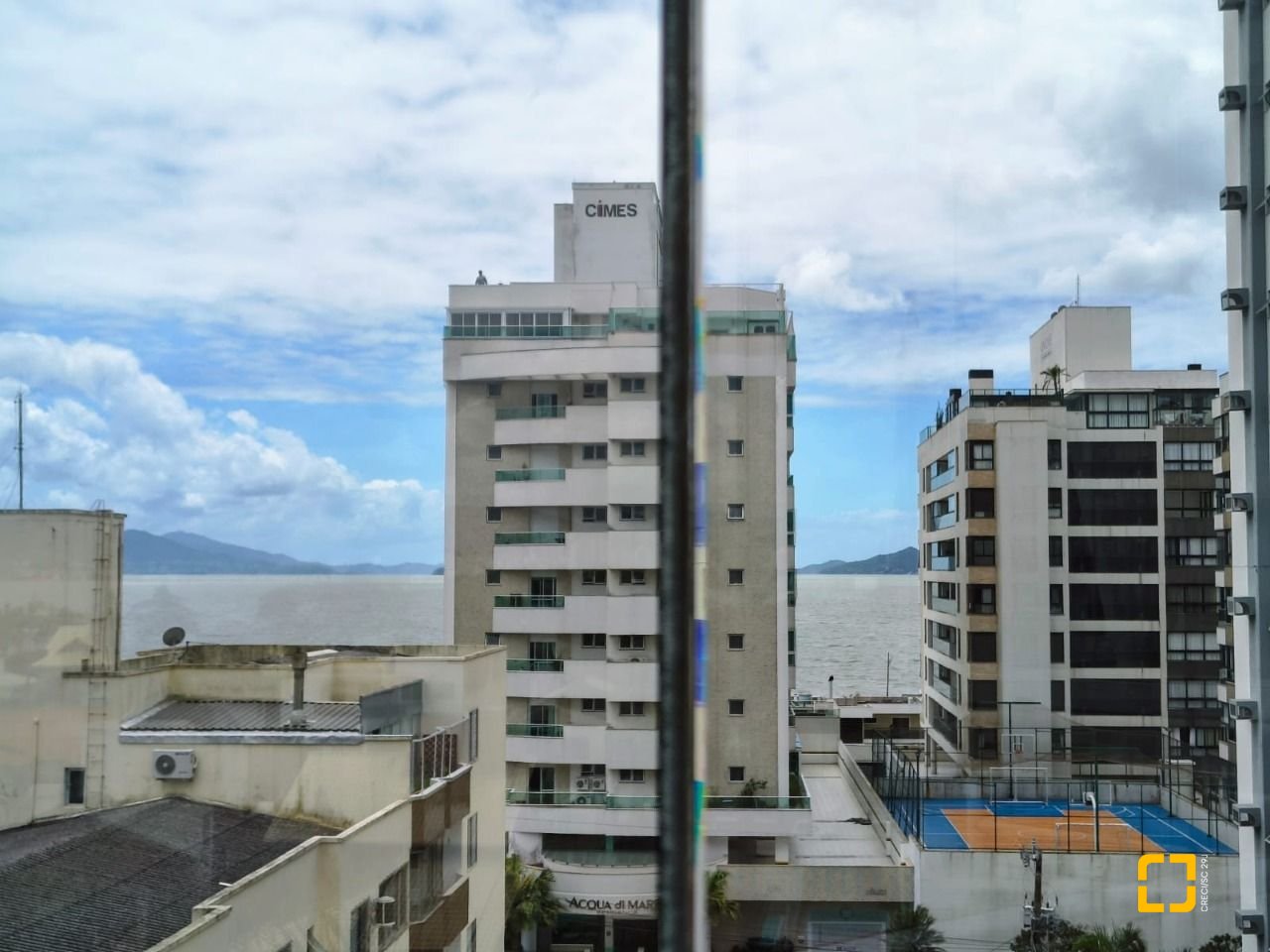 Apartamento com 120m², 5 quartos (sendo 1 suíte), 3 garagens, no bairro Balneário em Florianópolis