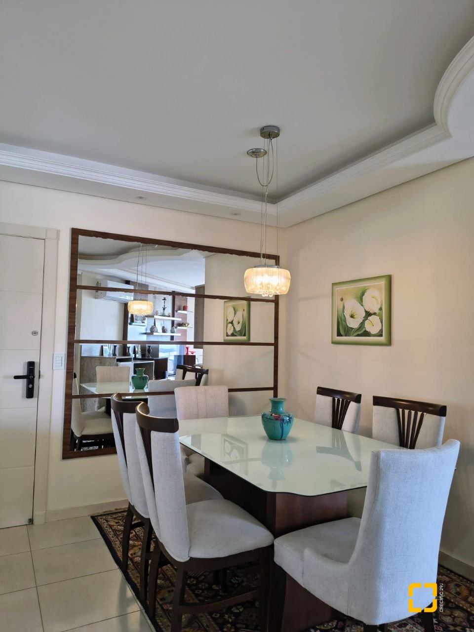 Apartamento com 120m², 5 quartos (sendo 1 suíte), 3 garagens, no bairro Balneário em Florianópolis