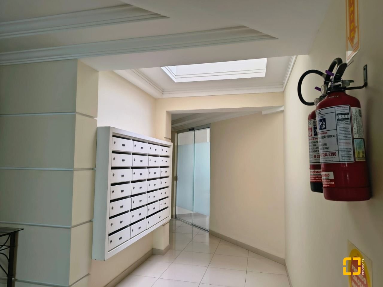 Apartamento com 120m², 5 quartos (sendo 1 suíte), 3 garagens, no bairro Balneário em Florianópolis