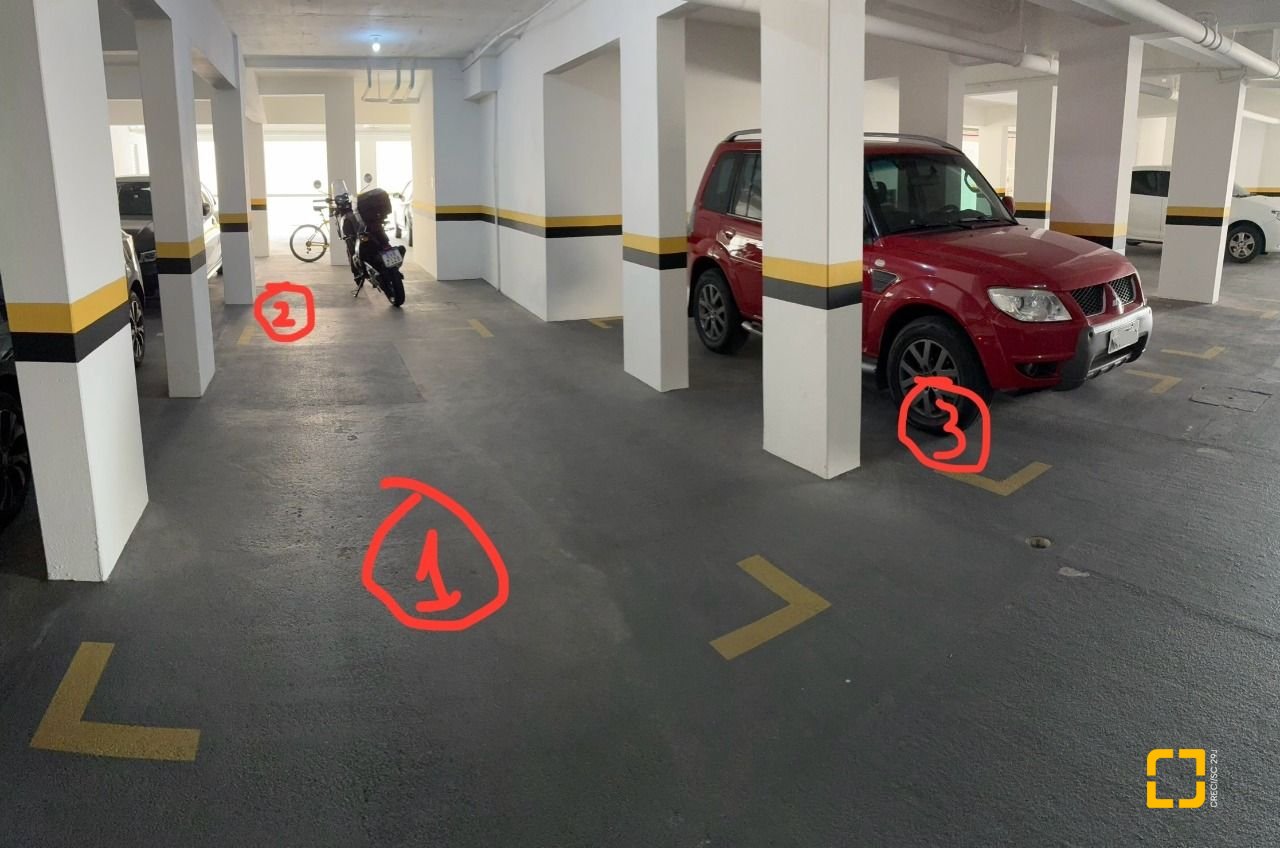 Apartamento com 120m², 5 quartos (sendo 1 suíte), 3 garagens, no bairro Balneário em Florianópolis