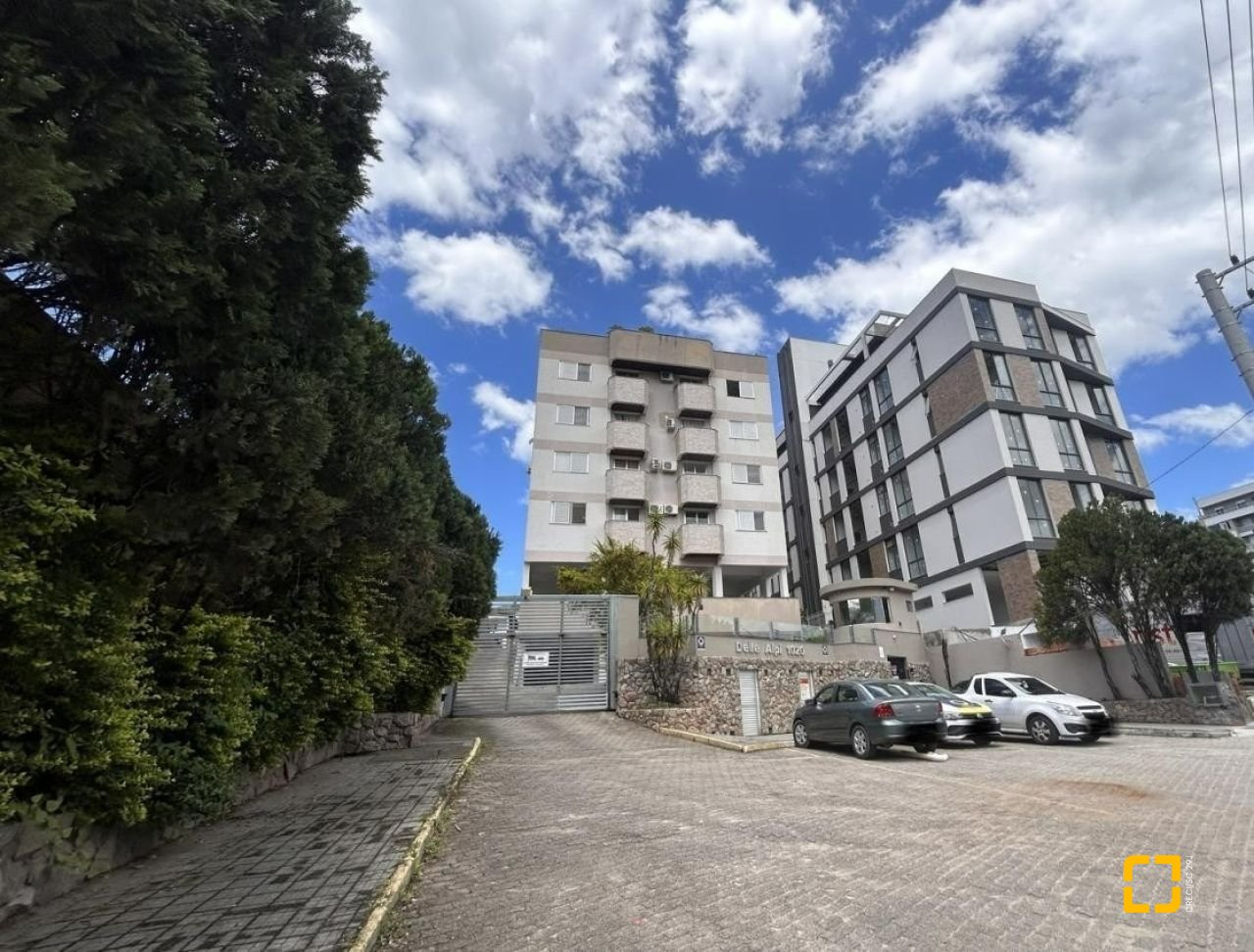 Apartamento com 61m², 2 quartos, 1 garagem, no bairro Pantanal em Florianópolis
