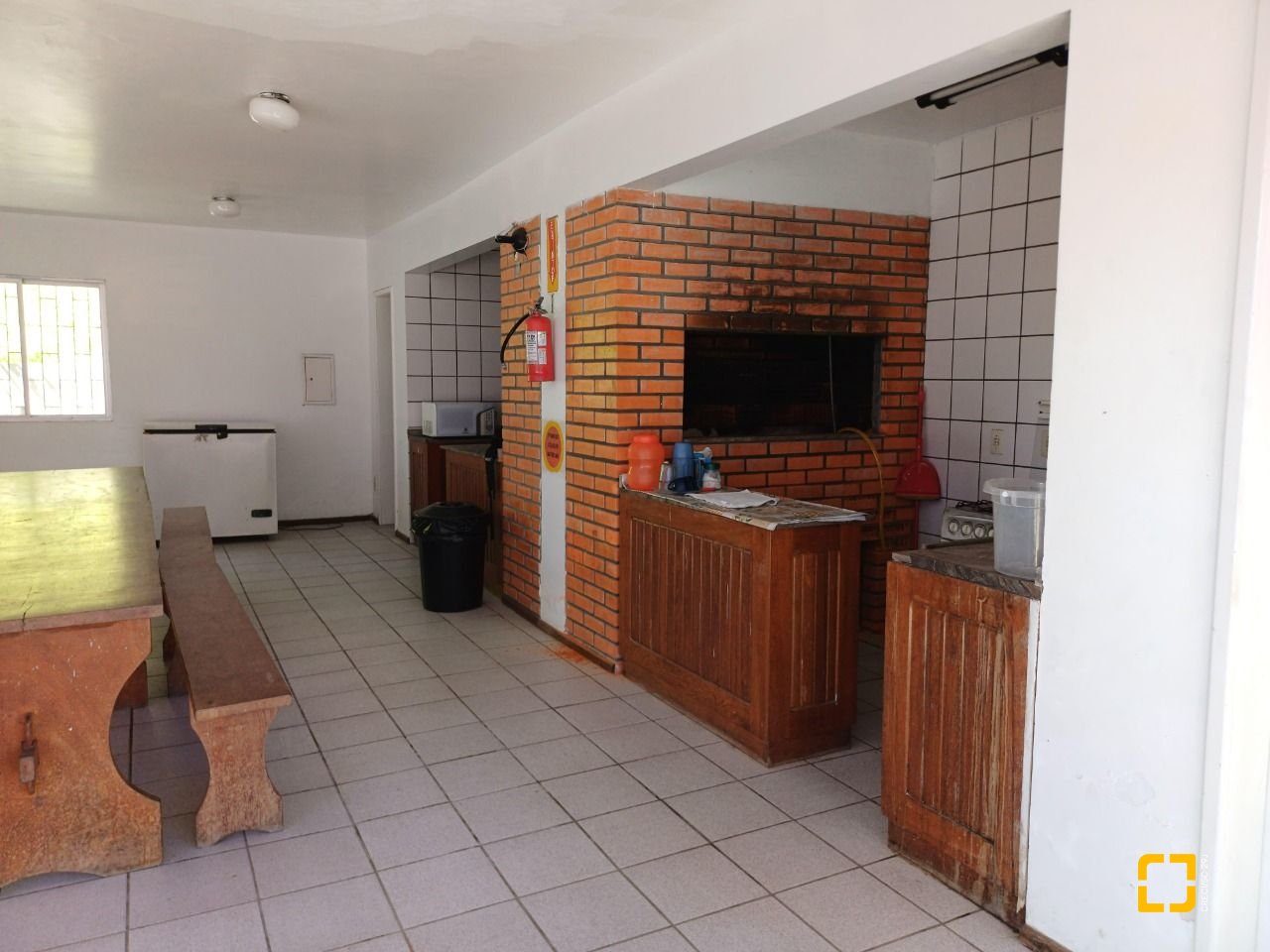 Apartamento com 61m², 2 quartos, 1 garagem, no bairro Pantanal em Florianópolis